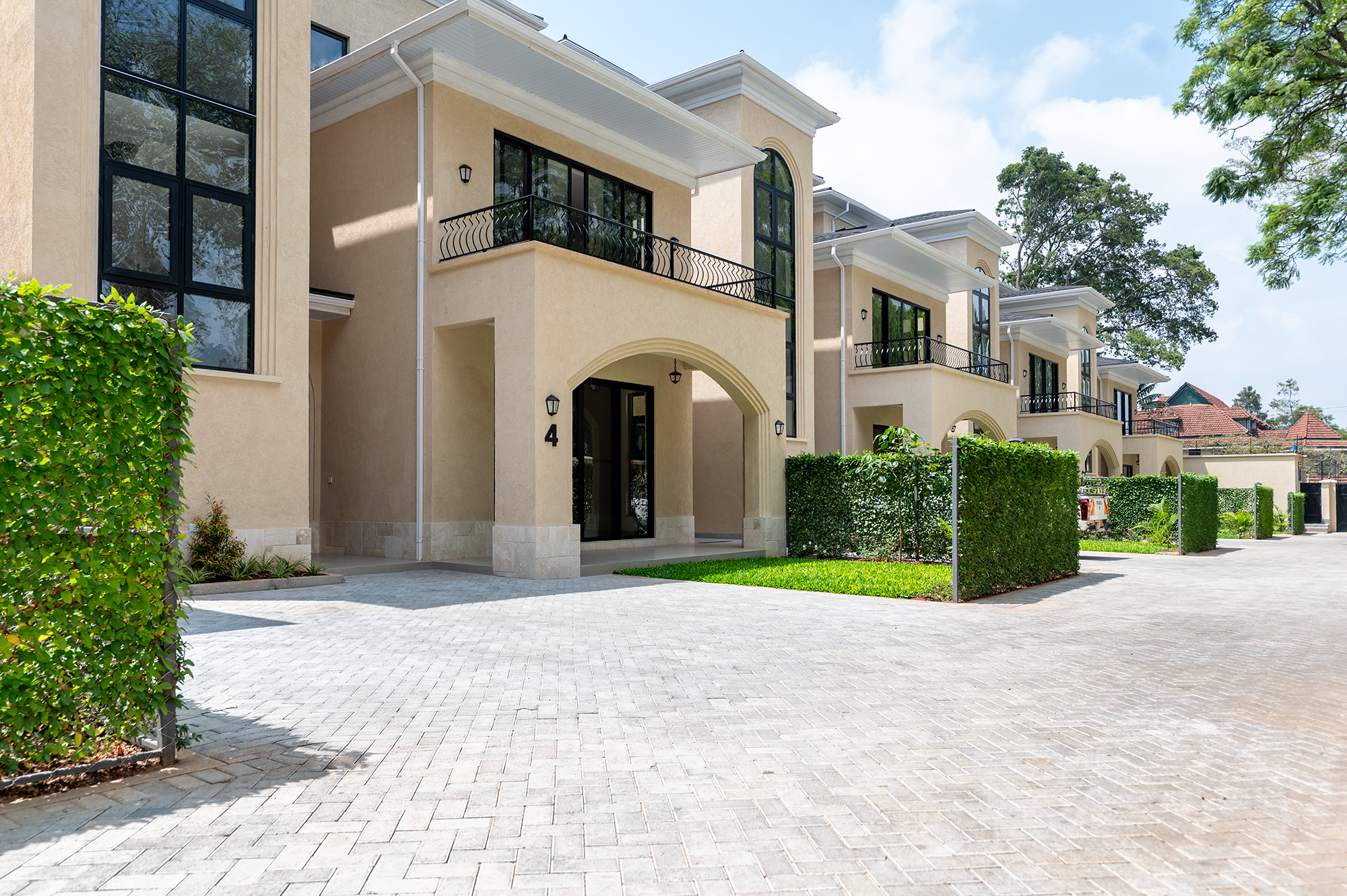 Pyramid Place - Muhoya Avenue, Lavington